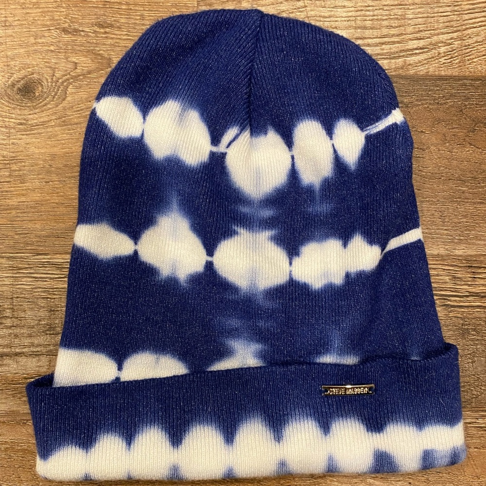 Steve Madden Beanie